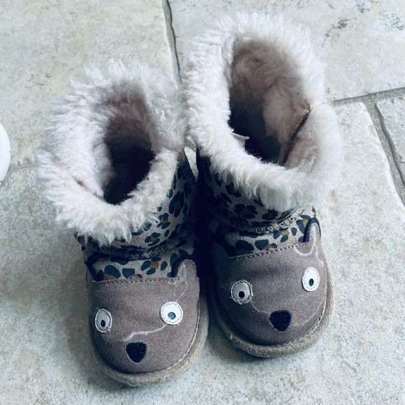 Emu - Picture 2 of 4